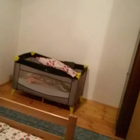 Holiday home Vikend Kuca Oaza