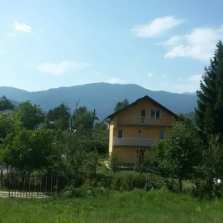 Holiday home Vikend Kuca Oaza Misevici
